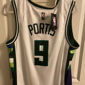 Milwaukee Bucks Bobby Portis Jersey XL NWT